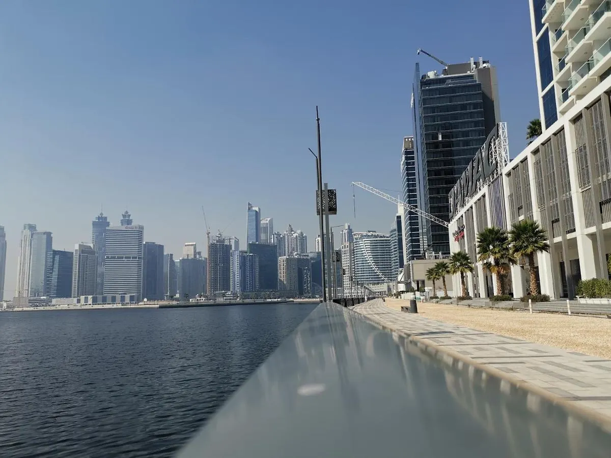 Apartment Vacay Lettings - Waterfront Studio With Great Dubai Canal View