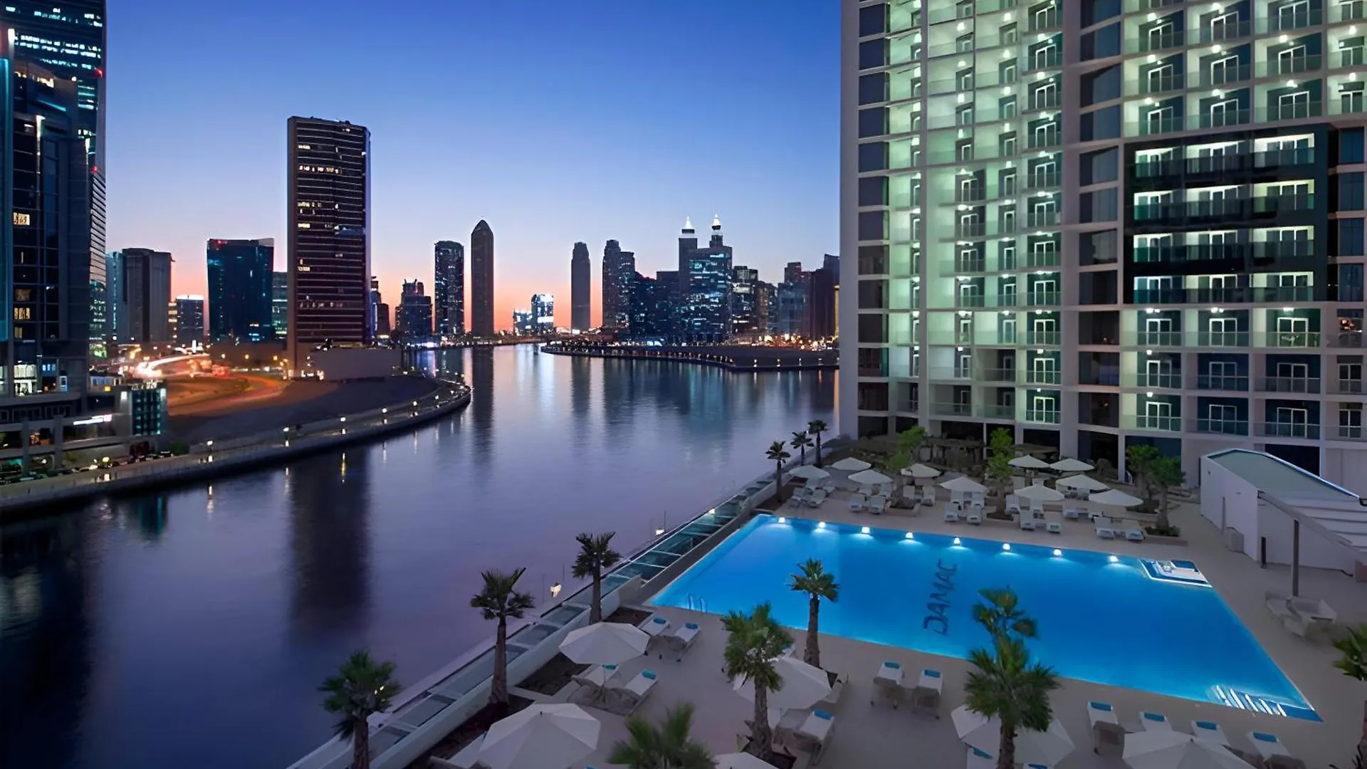 Apartment Vacay Lettings - Waterfront Studio With Great Dubai Canal View
